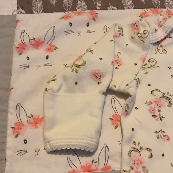 baby gown - Picture 2 of 3